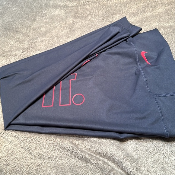 Nike workout leggings - Picture 5 of 5